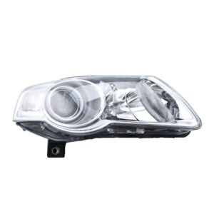 VW Passat DE Headlamp, right