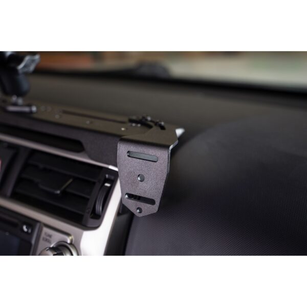 DIGITAL DEVICE DASH MOUNT