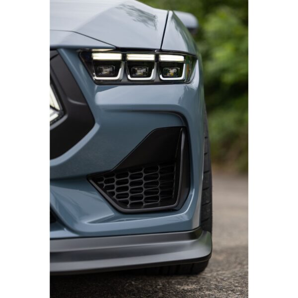 RTR Corner Grilles (24+ GT Only)