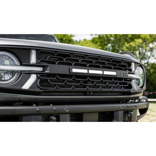 Front Grille Kit - w/ Light Bar