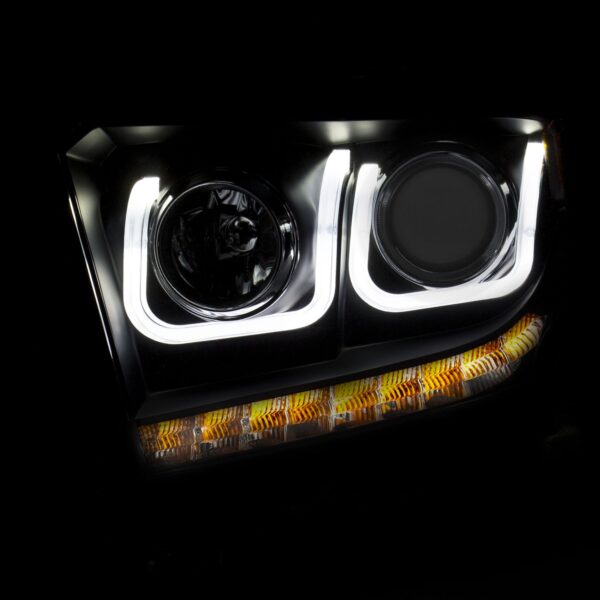 ANZO USA Projector Headlight Set