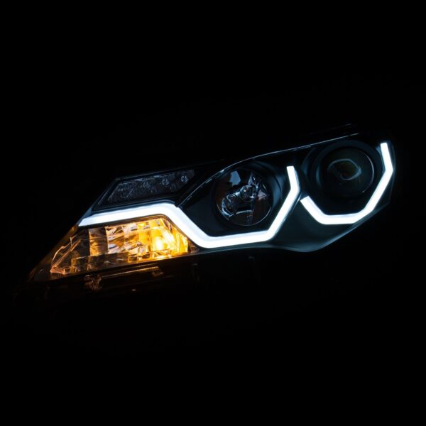 ANZO USA Projector Headlight Set