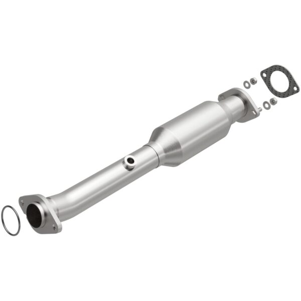 MagnaFlow OEM Grade Federal / EPA Compliant Direct-Fit Catalytic Converter 21-041