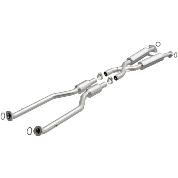 MagnaFlow 2015-2017 Lexus RC350 OEM Grade Federal / EPA Compliant Direct-Fit Catalytic Converter