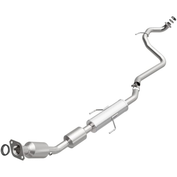 MagnaFlow 2007-2011 Toyota Yaris OEM Grade Federal / EPA Compliant Direct-Fit Catalytic Converter