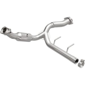 MagnaFlow 2015-2020 Ford F-150 OEM Grade Federal / EPA Compliant Direct-Fit Catalytic Converter