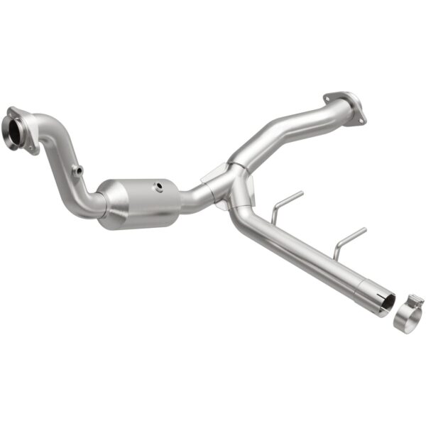 MagnaFlow 2015-2020 Ford F-150 OEM Grade Federal / EPA Compliant Direct-Fit Catalytic Converter