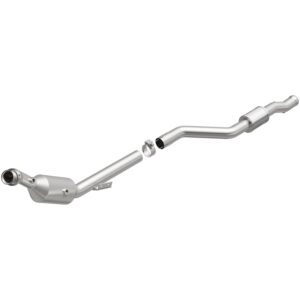 MagnaFlow OEM Grade Federal / EPA Compliant Direct-Fit Catalytic Converter 21-570