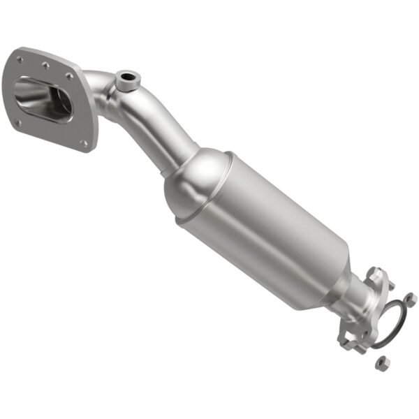 MagnaFlow 2016-2020 Toyota Tacoma OEM Grade Federal / EPA Compliant Manifold Catalytic Converter