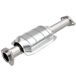 MagnaFlow 1991-1992 Suzuki Sidekick Standard Grade Federal / EPA Compliant Direct-Fit Catalytic Converter