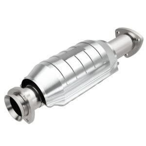 MagnaFlow 1981-1988 Saab 900 Standard Grade Federal / EPA Compliant Direct-Fit Catalytic Converter