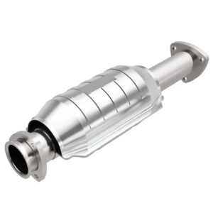 MagnaFlow 1986-1990 Saab 900 Standard Grade Federal / EPA Compliant Direct-Fit Catalytic Converter