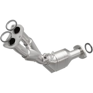 MagnaFlow 2000-2004 Toyota Tacoma HM Grade Federal / EPA Compliant Direct-Fit Catalytic Converter