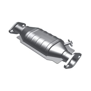 MagnaFlow 1981-1983 Toyota Pickup Standard Grade Federal / EPA Compliant Direct-Fit Catalytic Converter