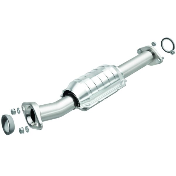 MagnaFlow 2002 Suzuki Aerio HM Grade Federal / EPA Compliant Direct-Fit Catalytic Converter