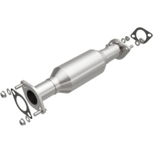 MagnaFlow 2003-2006 Mitsubishi Outlander California Grade CARB Compliant Direct-Fit Catalytic Converter