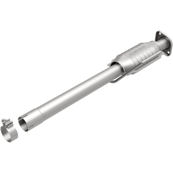 MagnaFlow 2004-2006 Jeep Wrangler OEM Grade Federal / EPA Compliant Direct-Fit Catalytic Converter