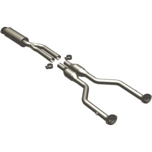 MagnaFlow OEM Grade Federal / EPA Compliant Direct-Fit Catalytic Converter 49168