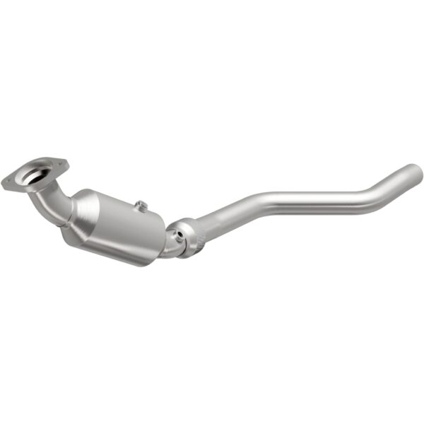 MagnaFlow OEM Grade Federal / EPA Compliant Direct-Fit Catalytic Converter 49244