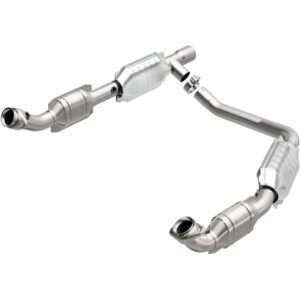 MagnaFlow OEM Grade Federal / EPA Compliant Direct-Fit Catalytic Converter 49439