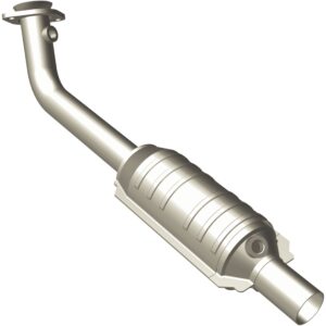 MagnaFlow 2000-2003 BMW X5 OEM Grade Federal / EPA Compliant Direct-Fit Catalytic Converter