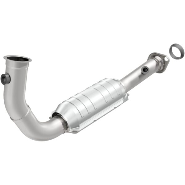 MagnaFlow 2004 Jeep Liberty OEM Grade Federal / EPA Compliant Direct-Fit Catalytic Converter