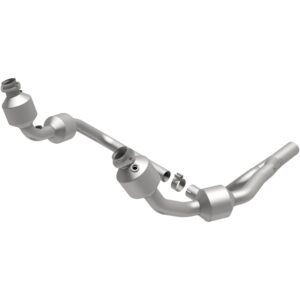 MagnaFlow 2007-2009 Jeep Wrangler OEM Grade Federal / EPA Compliant Direct-Fit Catalytic Converter