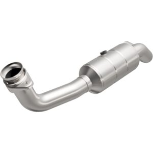 MagnaFlow OEM Grade Federal / EPA Compliant Direct-Fit Catalytic Converter 49694