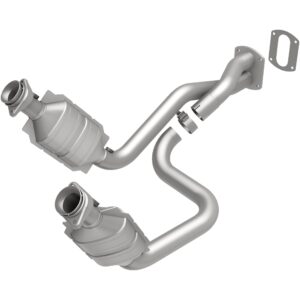 MagnaFlow OEM Grade Federal / EPA Compliant Direct-Fit Catalytic Converter 49911