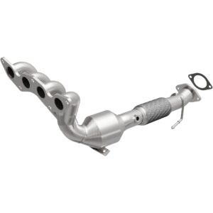 MagnaFlow 2012-2018 Ford Focus OEM Grade Federal / EPA Compliant Manifold Catalytic Converter