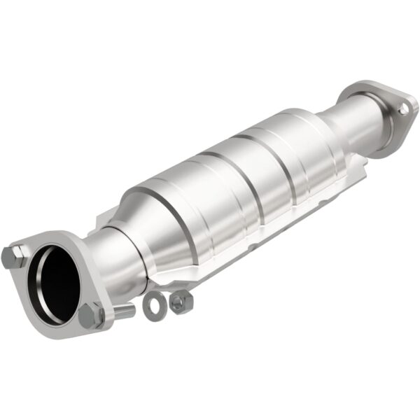 MagnaFlow OEM Grade Federal / EPA Compliant Direct-Fit Catalytic Converter 51426