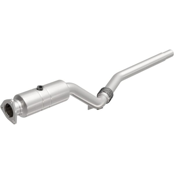 MagnaFlow OEM Grade Federal / EPA Compliant Direct-Fit Catalytic Converter 51437