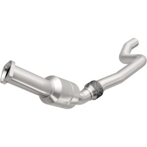 MagnaFlow OEM Grade Federal / EPA Compliant Direct-Fit Catalytic Converter 51584