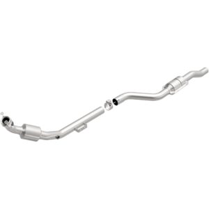 MagnaFlow OEM Grade Federal / EPA Compliant Direct-Fit Catalytic Converter 51706