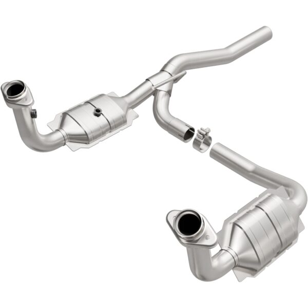 MagnaFlow 2007-2011 Dodge Nitro OEM Grade Federal / EPA Compliant Direct-Fit Catalytic Converter