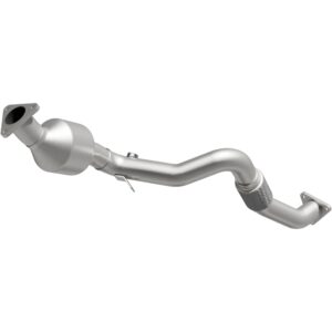 MagnaFlow OEM Grade Federal / EPA Compliant Direct-Fit Catalytic Converter 51943