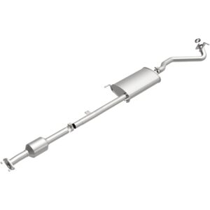 MagnaFlow 2008-2010 Toyota Highlander OEM Grade Federal / EPA Compliant Direct-Fit Catalytic Converter