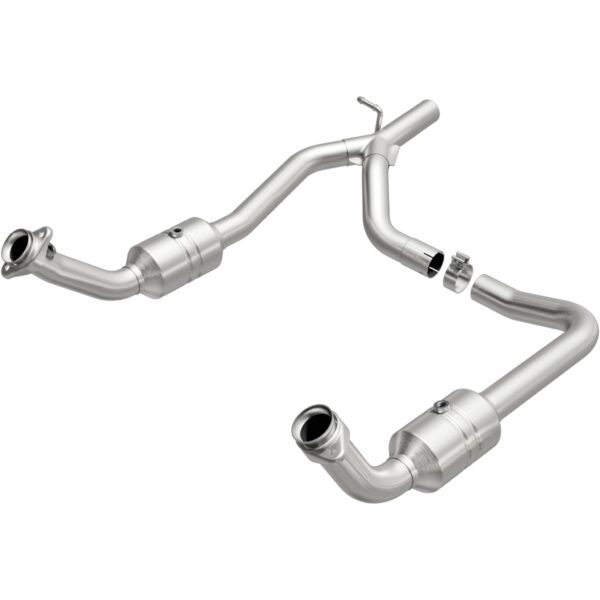 MagnaFlow OEM Grade Federal / EPA Compliant Direct-Fit Catalytic Converter 52153