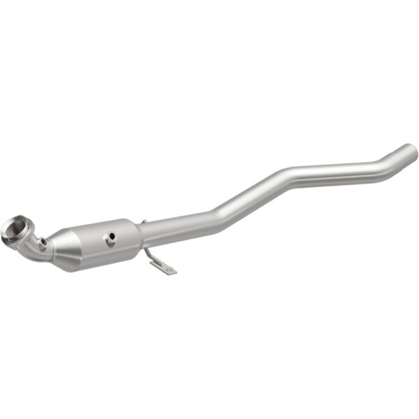 MagnaFlow OEM Grade Federal / EPA Compliant Direct-Fit Catalytic Converter 52173