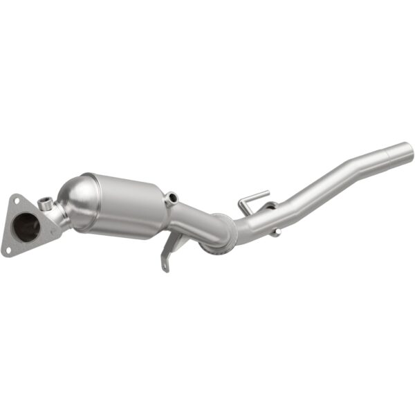 MagnaFlow OEM Grade Federal / EPA Compliant Direct-Fit Catalytic Converter 52411