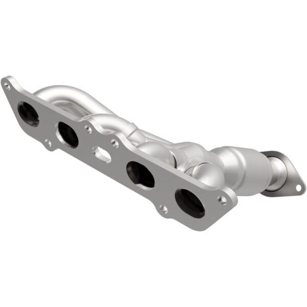 MagnaFlow 2012-2019 Toyota Prius C OEM Grade Federal / EPA Compliant Manifold Catalytic Converter