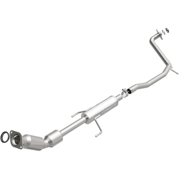 MagnaFlow 2010-2015 Toyota Prius OEM Grade Federal / EPA Compliant Direct-Fit Catalytic Converter