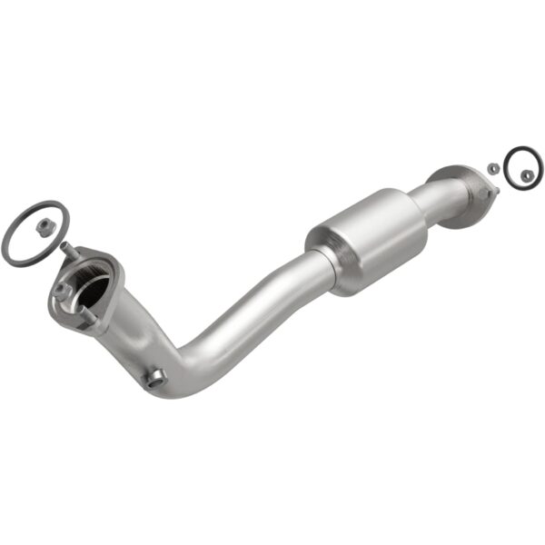 MagnaFlow 2013-2018 Toyota RAV4 OEM Grade Federal / EPA Compliant Direct-Fit Catalytic Converter