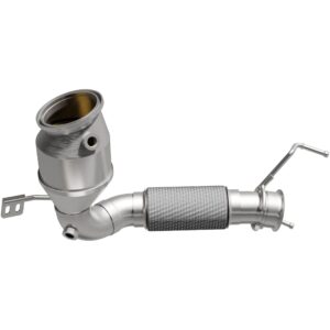 MagnaFlow OEM Grade Federal / EPA Compliant Direct-Fit Catalytic Converter 52929