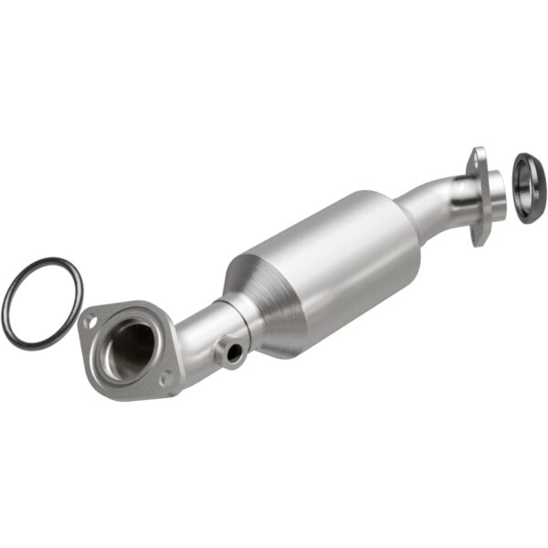 MagnaFlow 2004-2009 Cadillac CTS California Grade CARB Compliant Direct-Fit Catalytic Converter