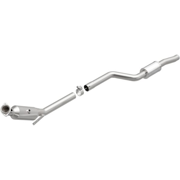 MagnaFlow 2008-2010 Mercedes-Benz C300 California Grade CARB Compliant Direct-Fit Catalytic Converter