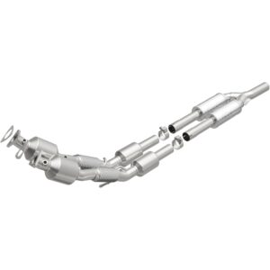 MagnaFlow 2012-2014 Volkswagen Passat California Grade CARB Compliant Direct-Fit Catalytic Converter