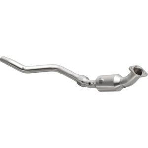 MagnaFlow California Grade CARB Compliant Direct-Fit Catalytic Converter 5561140