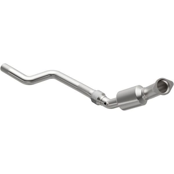 MagnaFlow California Grade CARB Compliant Direct-Fit Catalytic Converter 5561584